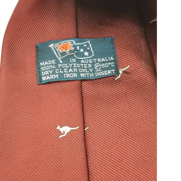 Vintage Jacquard Mens Neck Tie Kangaroo Made in Australia Dark Red polyester - Picture 3 of 4